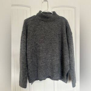 Pacas Charcoal Mock Turtleneck Sweater NWT Women’s L